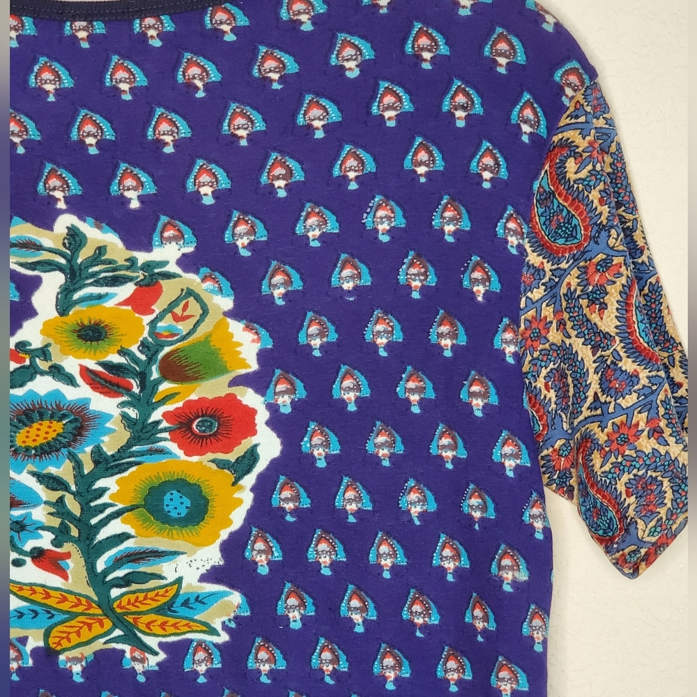 Colorful Crop Tee with Beadwork - Picture 9 of 10